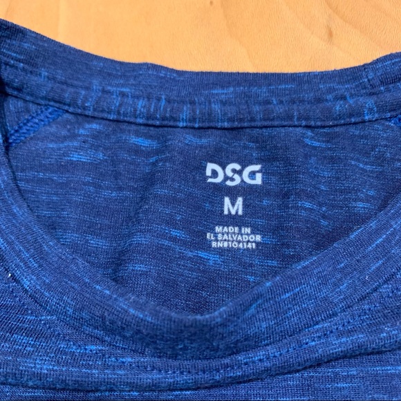 ✨ Blue Athletic Performance T-Shirt - Picture 3 of 4